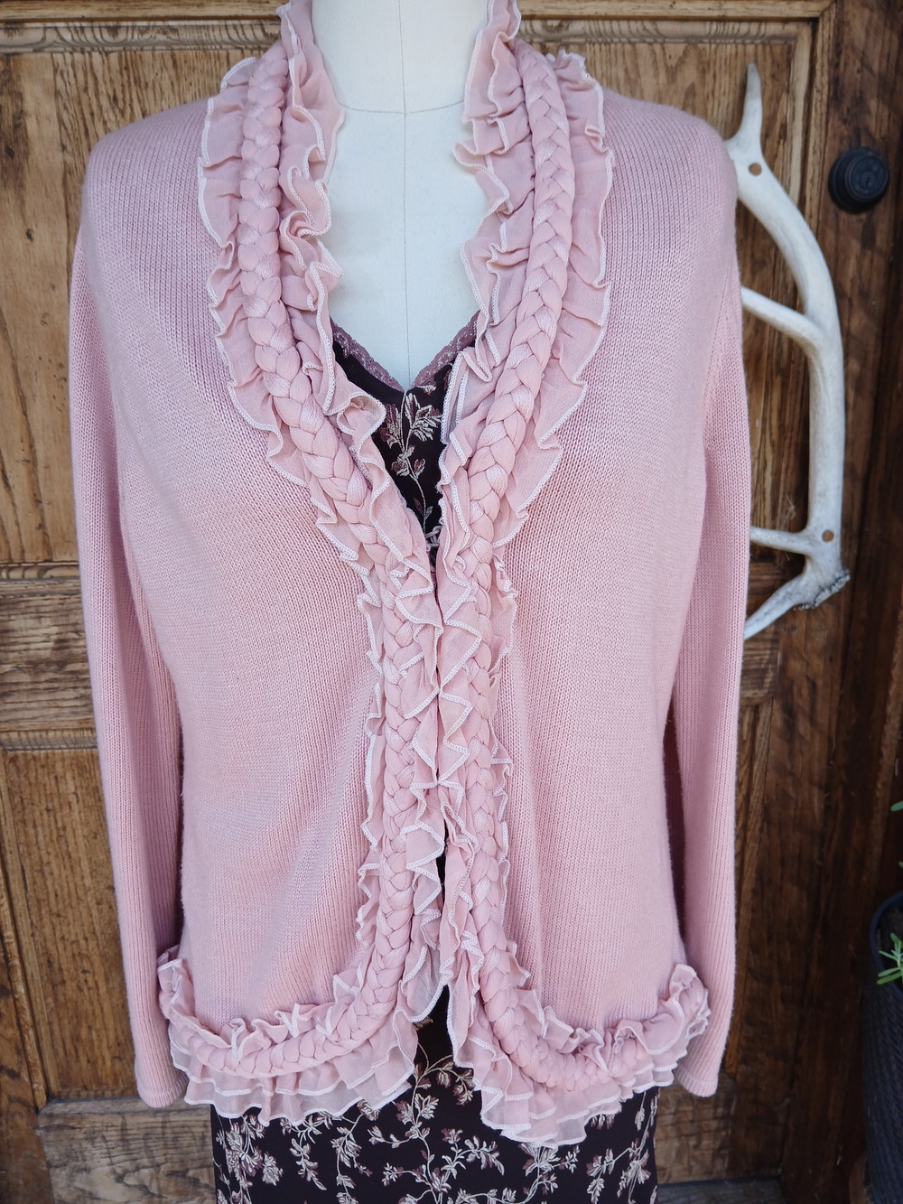 VTG Jones New York Collection Pink Braided Ruffle Trim  Cardigan Sweater L